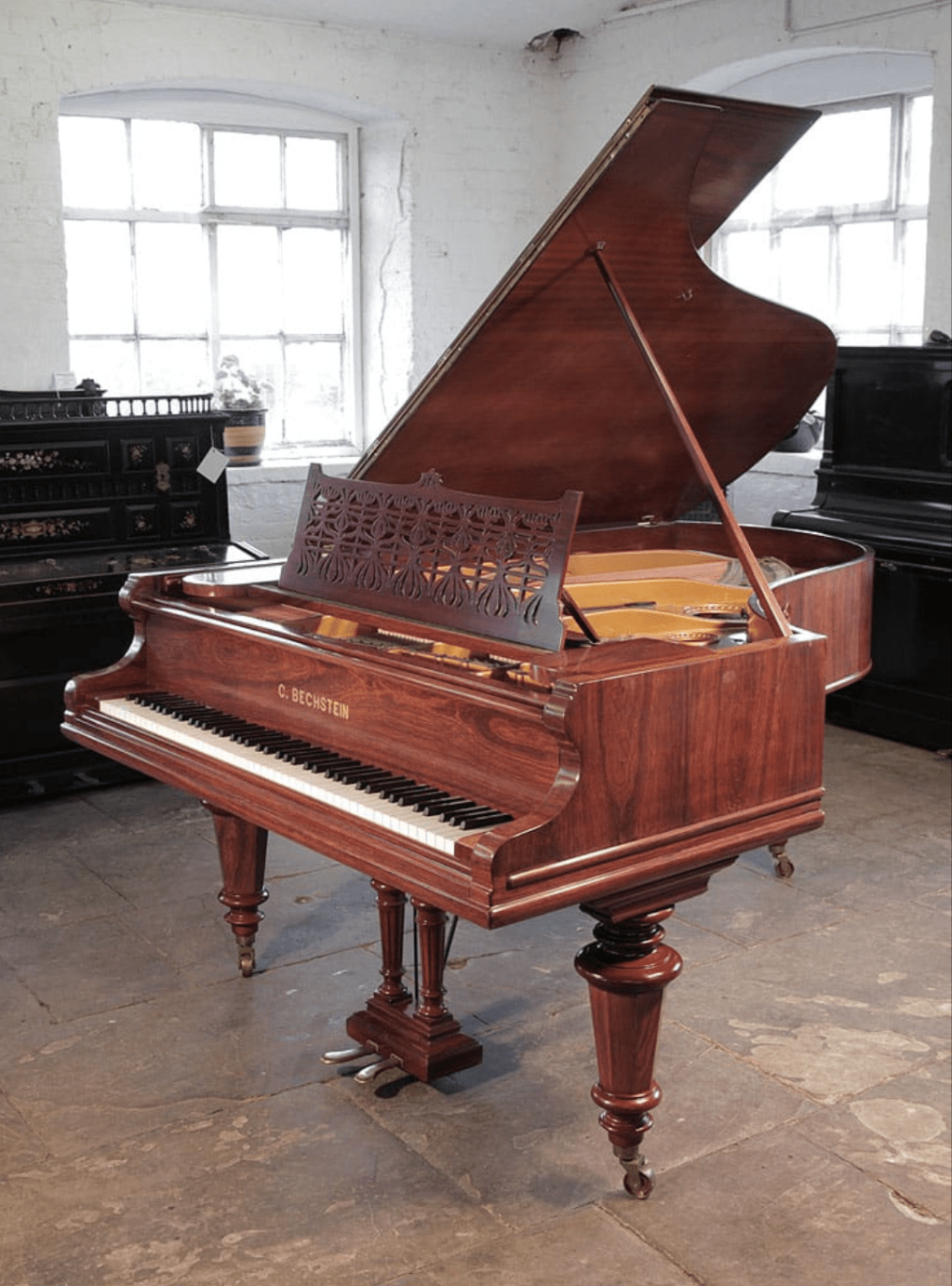 C. Bechstein Model VA 演奏三角鋼琴（1895 年，玫瑰木，翻新）NT$938,000